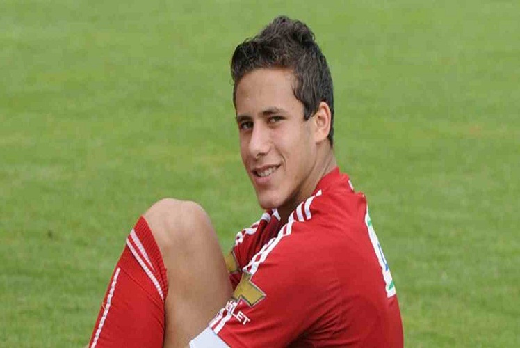 رمضان صبحي صانع ألعاب الفريق الاول لكره القدم بالاهلي 