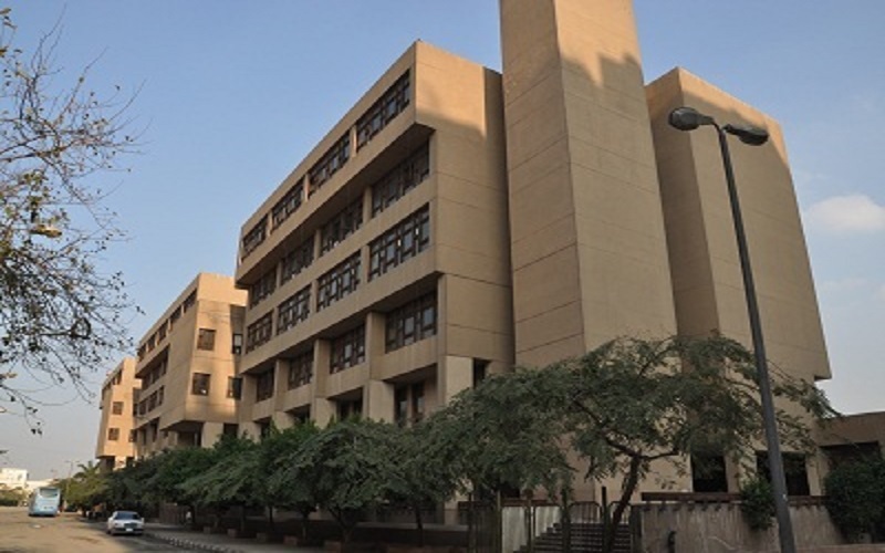 جامعة عين شمس 