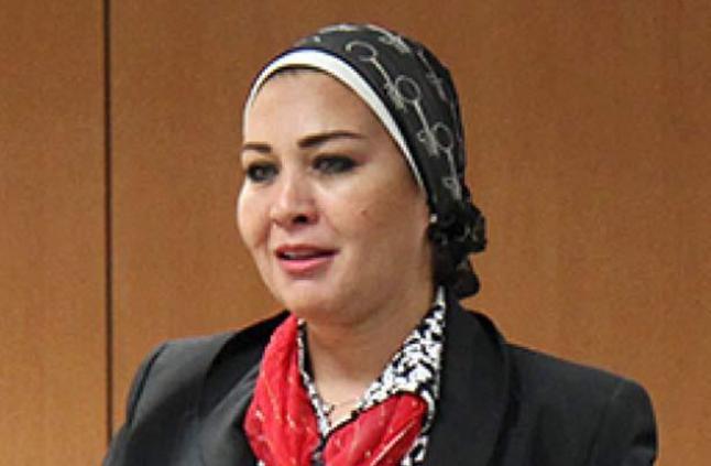 النائبة البرلمانية زينب سالم النائبة البرلمانية زينب سالم