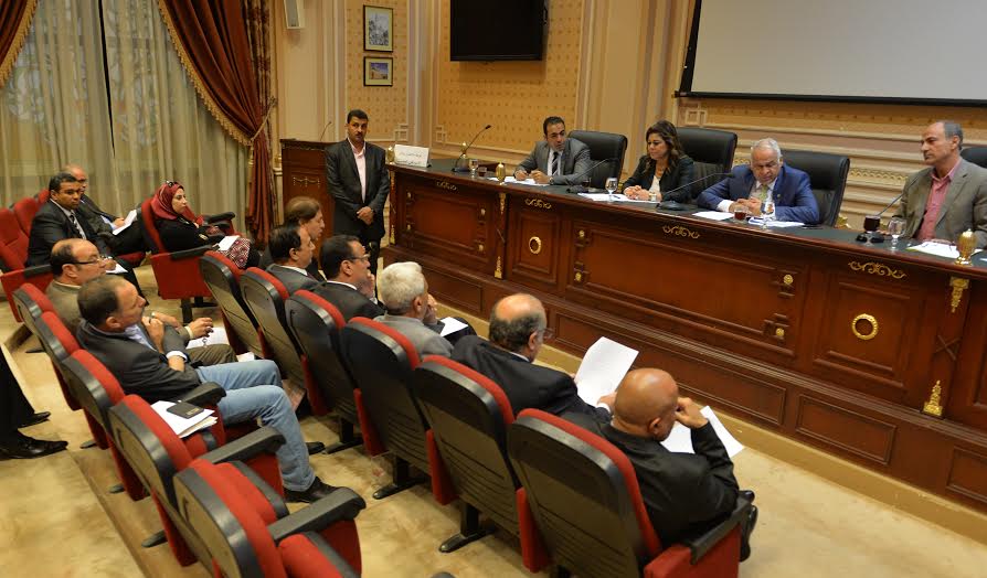 رئيس لجنة الشباب