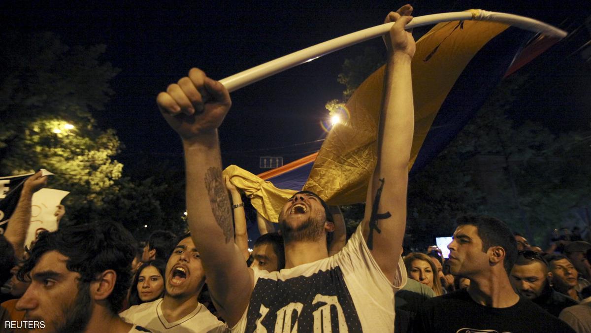 صادمات بين الشرطة ومتظاهرين في أرمينيا