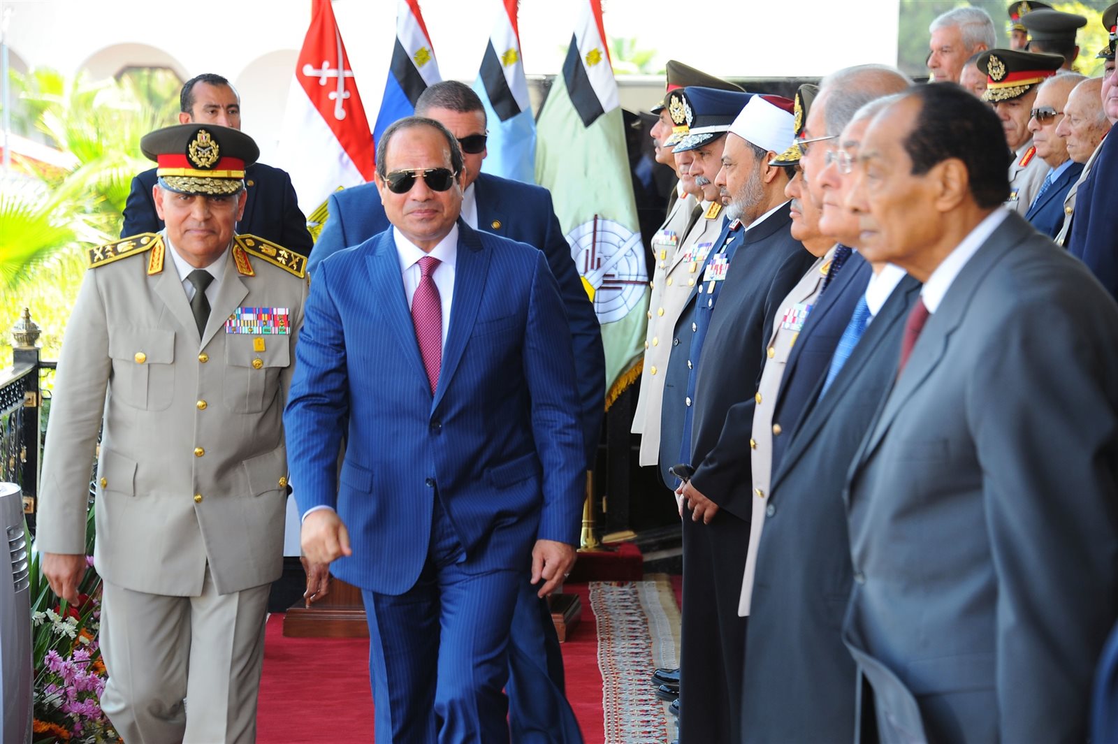 الرئيس عبد الفتاح السيسي الرئيس عبد الفتاح السيسي