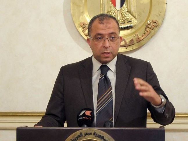 الدكتور أشرف العربي الدكتور أشرف العربي