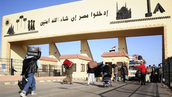 عودة 431 مصريًا من ليبيا عبر منفذ السلوم عودة 431 مصريًا من ليبيا عبر منفذ السلوم