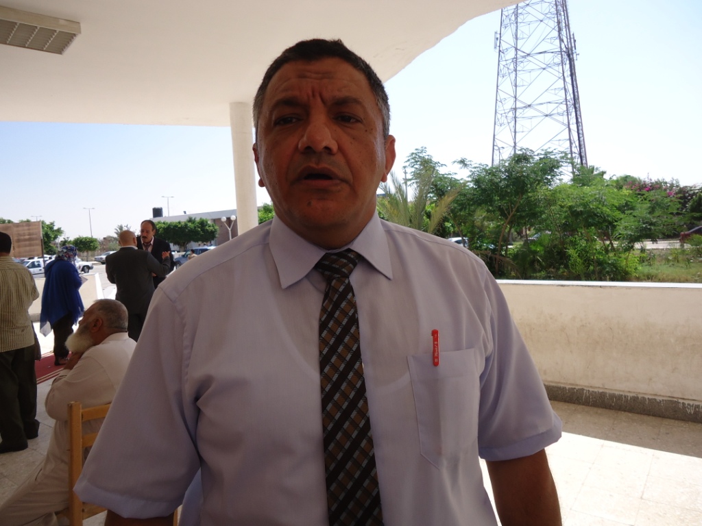  الدكتور طارق خاطر وكيل وزارة الصحة بشمال سيناء