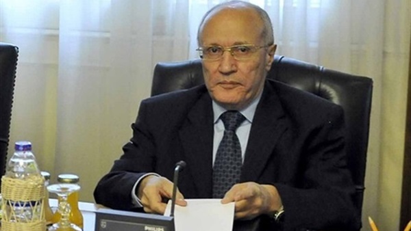 الدكتور محمد سعيد العصار، وزير الدولة للإنتاج الحربي الدكتور محمد سعيد العصار، وزير الدولة للإنتاج الحربي