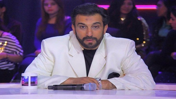 الفنان حسام حسنى الفنان حسام حسنى