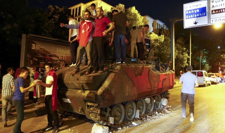 إردوغان الشعب التركي يرغب في إعادة تطبيق عقوبة الإعدام إردوغان الشعب التركي يرغب في إعادة تطبيق عقوبة الإعدام