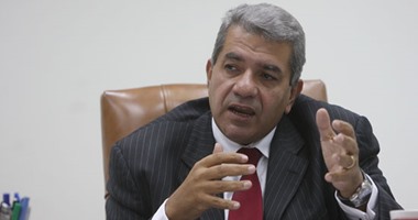 عمرو الجارحي وزير المالية