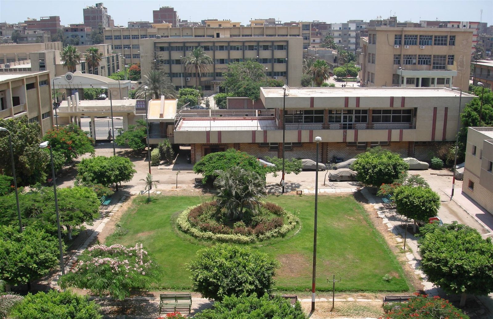 جامعة الزقازيق