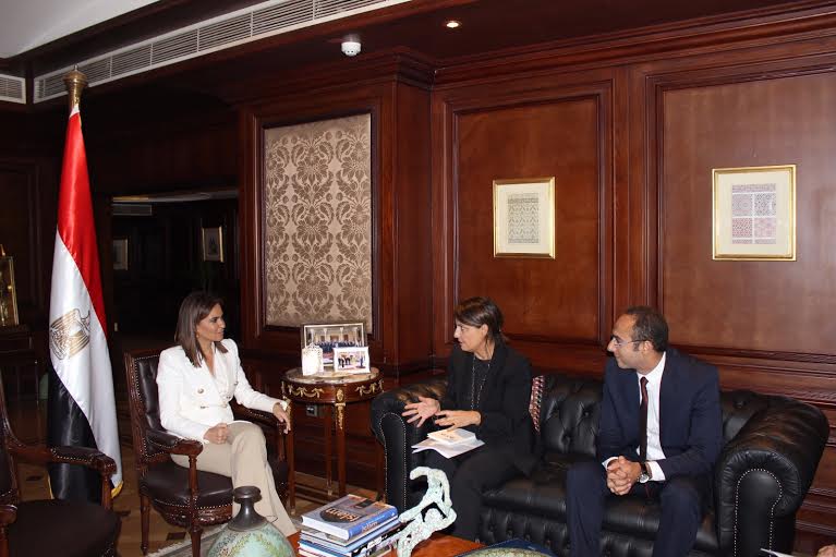 سحر نصر تستقبل ممثلة الوكالة الفرنسية فى مصر 