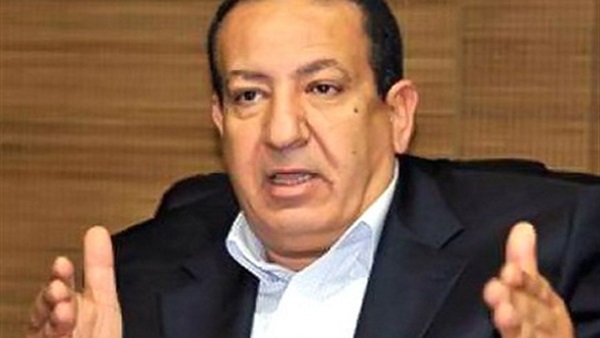 كامل أبو على رئيس جمعية مستثمرى البحر الأحمر كامل أبو على رئيس جمعية مستثمرى البحر الأحمر