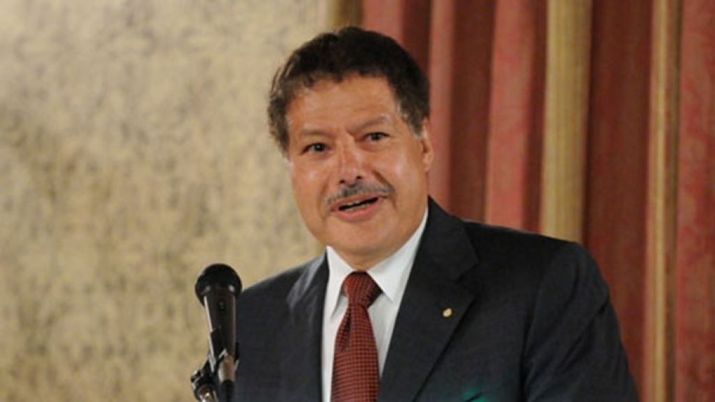 الدكتور احمد زويل