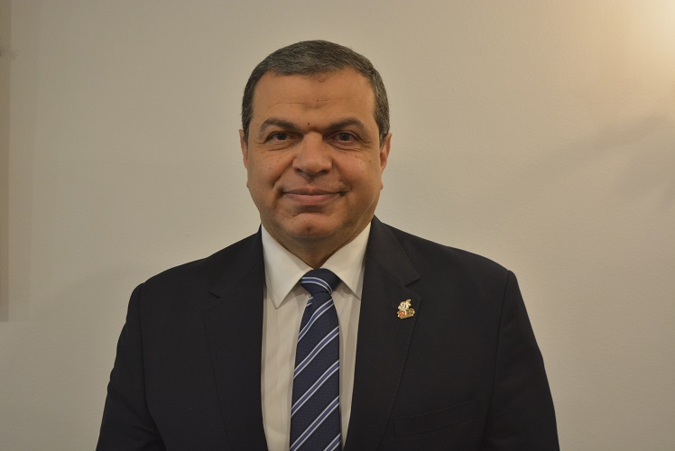 وزير القوى العاملة وزير القوى العاملة