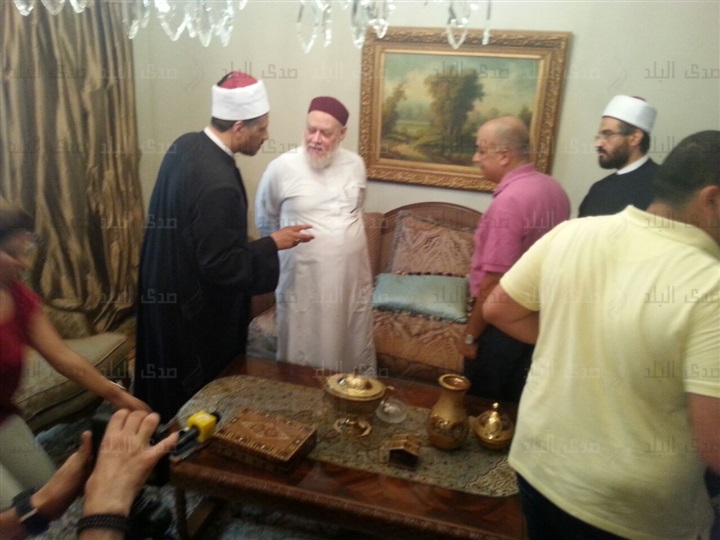 علي جمعة داخل منزله عقب محاولة اغتياله