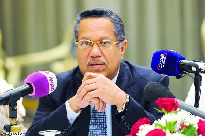 الدكتور أحمد عبيد بن دغر رئيس الوزراء اليمنى الدكتور أحمد عبيد بن دغر رئيس الوزراء اليمنى