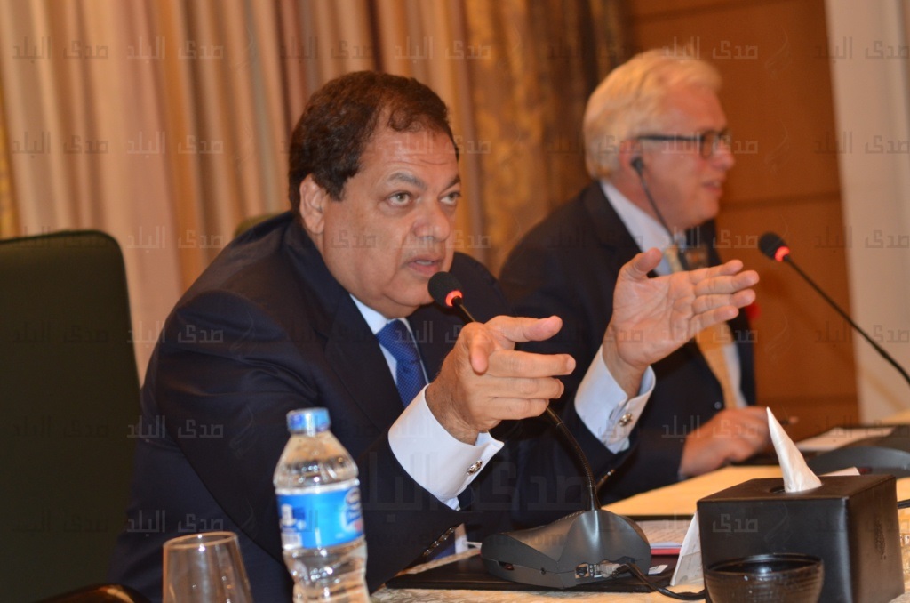 محمد أبو العينين  محمد أبو العينين