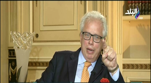 السيناتور لوتشو باراني، زعيم الأغلبية بالبرلمان الإيطالى