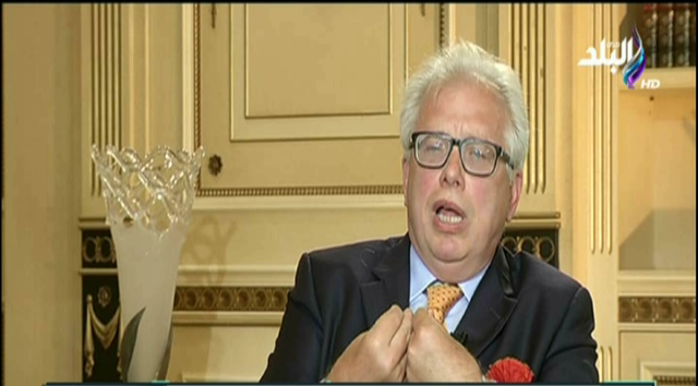 السيناتور لوتشو باراني، زعيم الأغلبية بالبرلمان الإيطالى