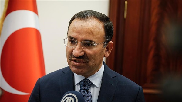 وزير العدل التركي بكير بوزداج وزير العدل التركي بكير بوزداج