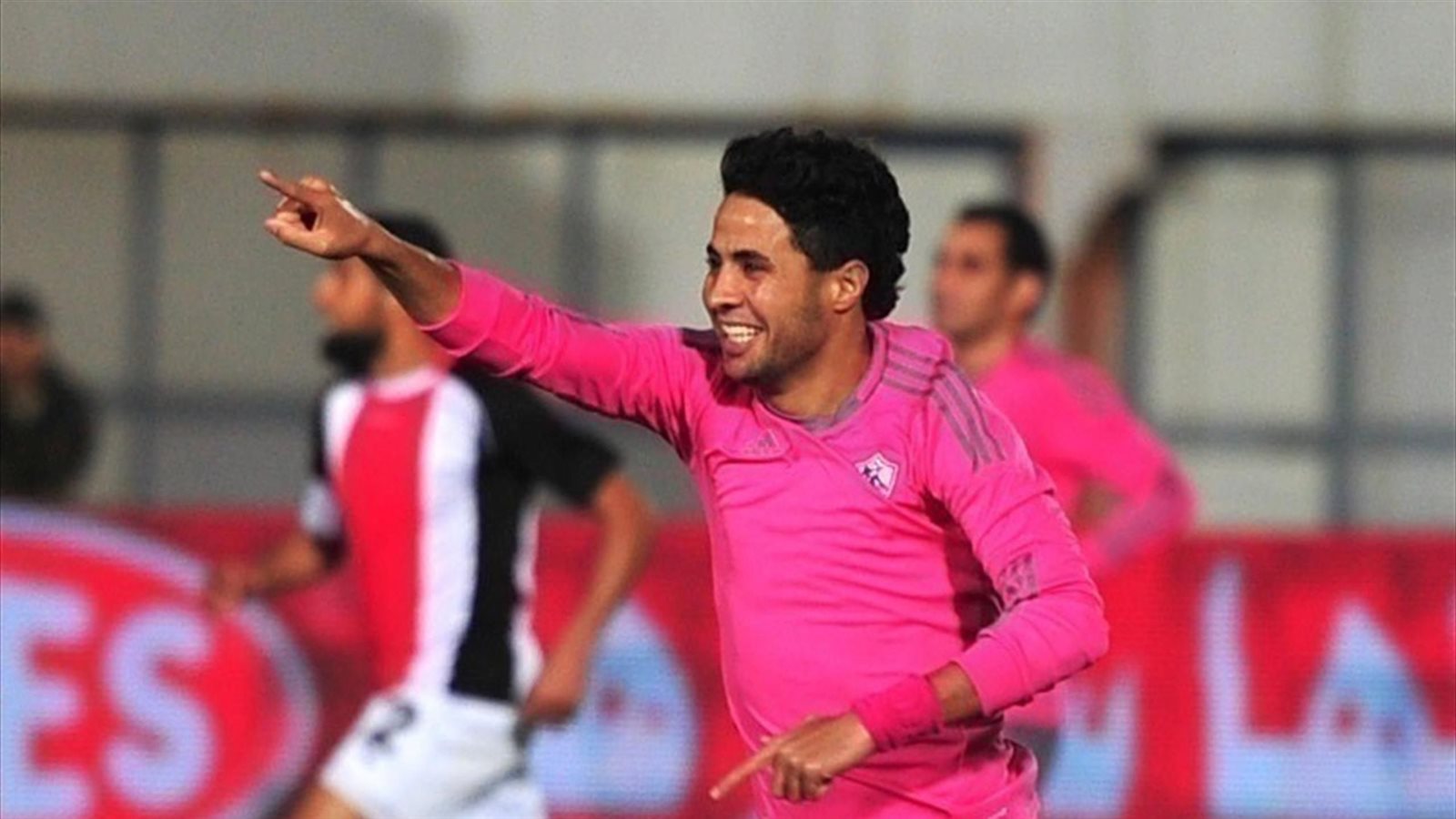 محمد إبراهيم لاعب الفريق الأبيض