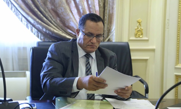 النائب عمر حمروش أمين سر لجنة الشؤن الدينية بالبرلمان النائب عمر حمروش أمين سر لجنة الشؤن الدينية بالبرلمان