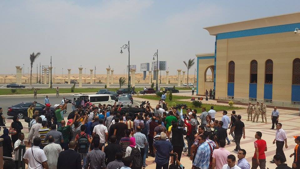  حمدى البنبى وزير البترول الاسبق