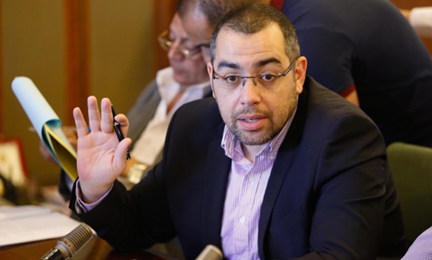  الدكتور محمد فؤاد، عضو لجنة الإدارة المحلية