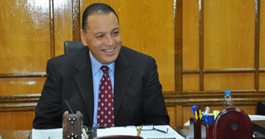  الدكتور ممدوح غراب رئيس جامعة قناة السويس