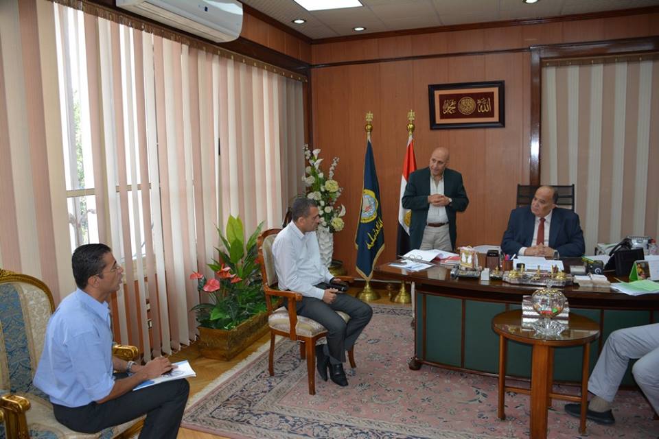 محافظ الدقهلية يلتقي مسئولي مركز البحوث البحري محافظ الدقهلية يلتقي مسئولي مركز البحوث البحري