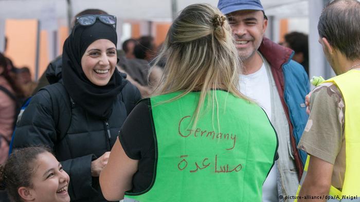 أنجيلا ميركل : اللاجئون لم يجلبوا الإرهاب إلى ألمانيا أنجيلا ميركل : اللاجئون لم يجلبوا الإرهاب إلى ألمانيا