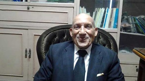 الكاتب الصحفى الكبير عبد العظيم مناف