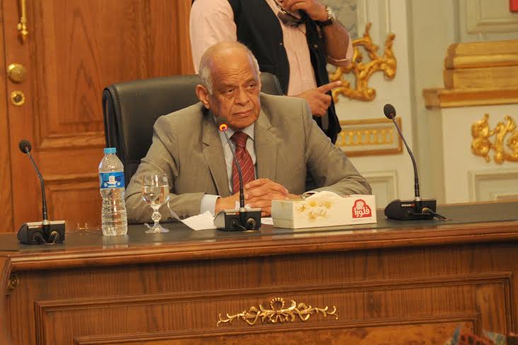 على عبد العال 