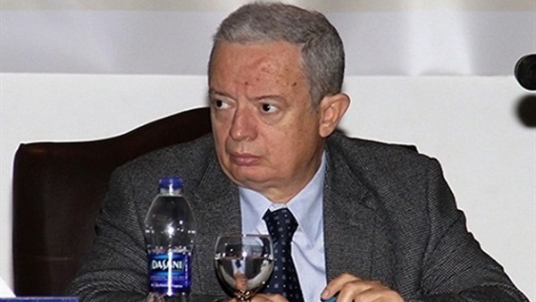حسين عيسى