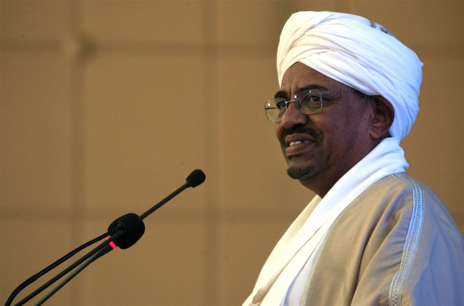 الرئيس السوداني عمر البشير الرئيس السوداني عمر البشير