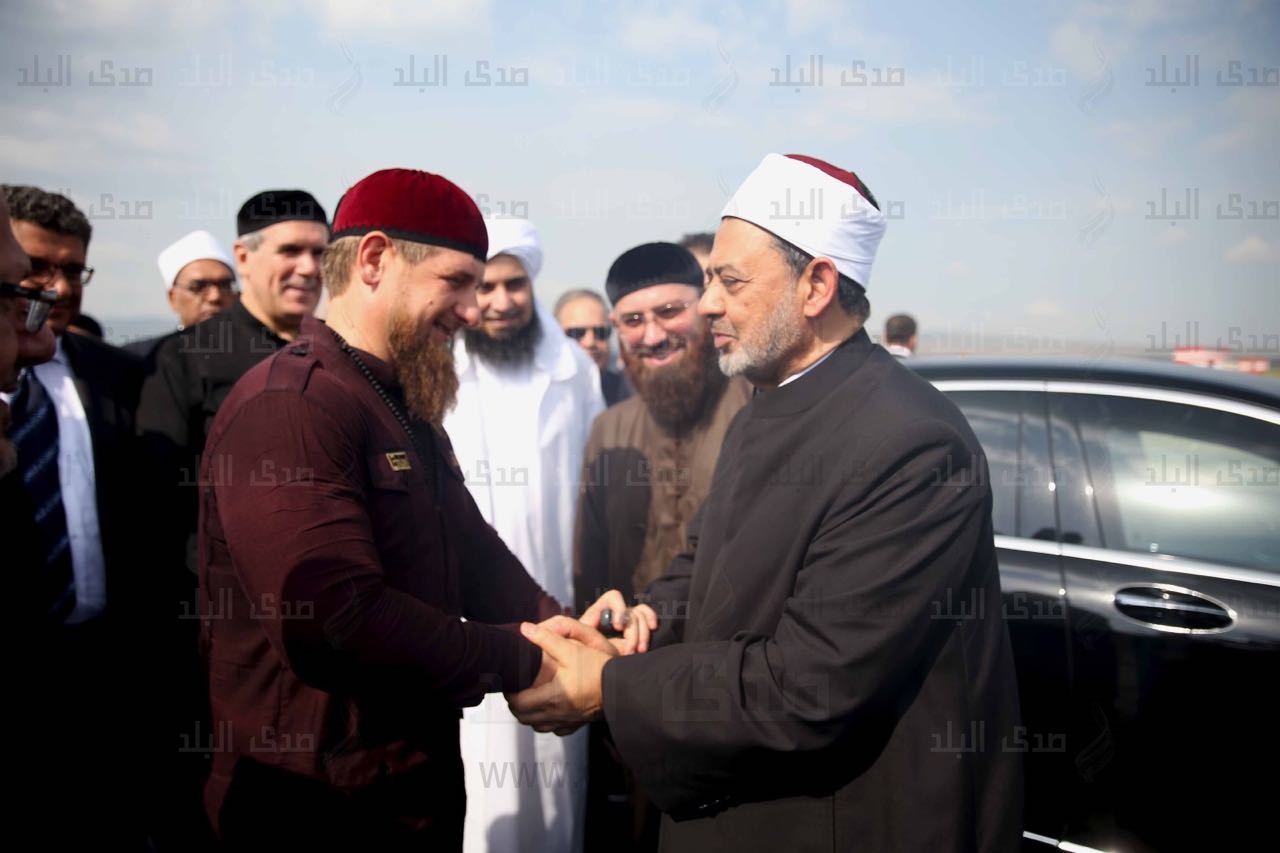 الرئيس الشيشانى يودع الإمام الأكبر