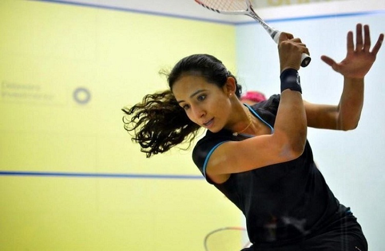  نوران جوهر لاعبة المنخب الوطني للإسكواش