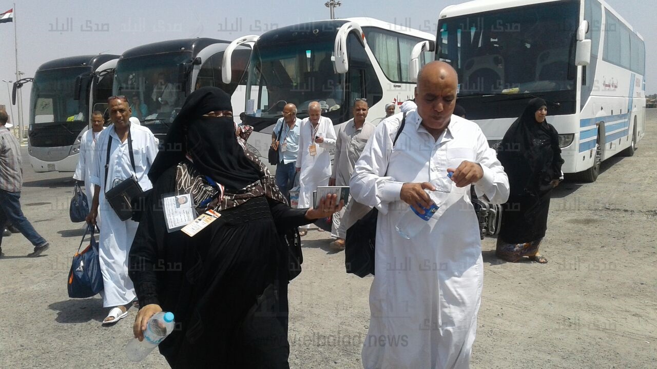 حجاج البر يغادر ميناء نويبع