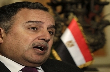نبيل فهمى نبيل فهمى