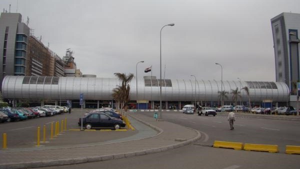 مطار القاهرة