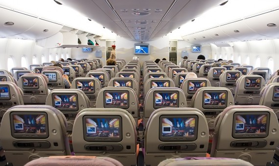 هبوط اضطراري لطائرة