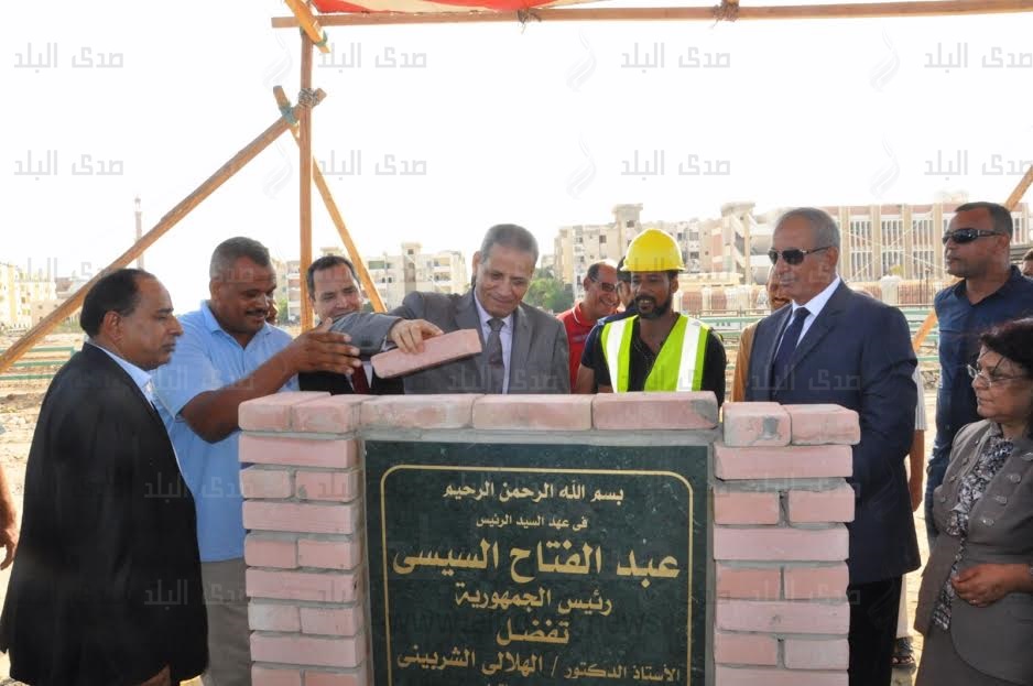 الهلالي يضع حجر الاساس الهلالي يضع حجر الاساس