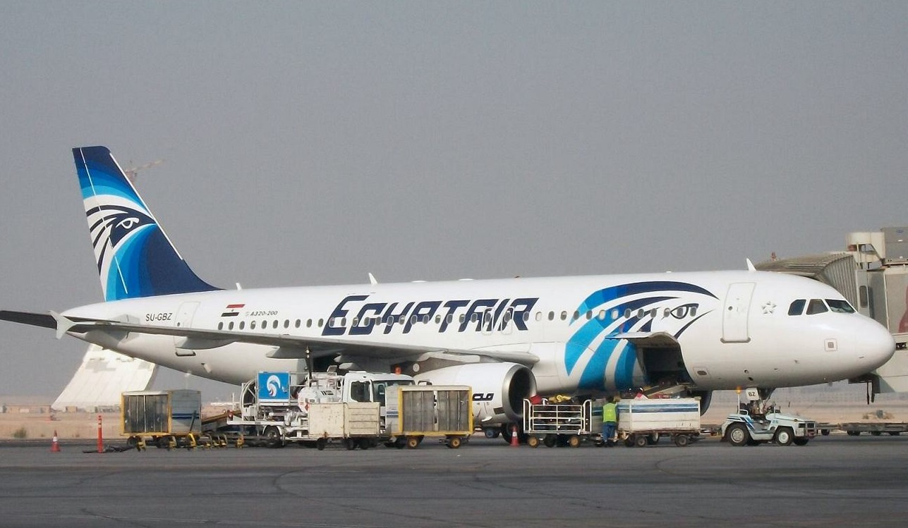 مطار القاهرة