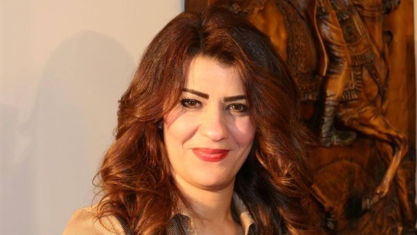 الاعلامية بسنت محمود  الاعلامية بسنت محمود