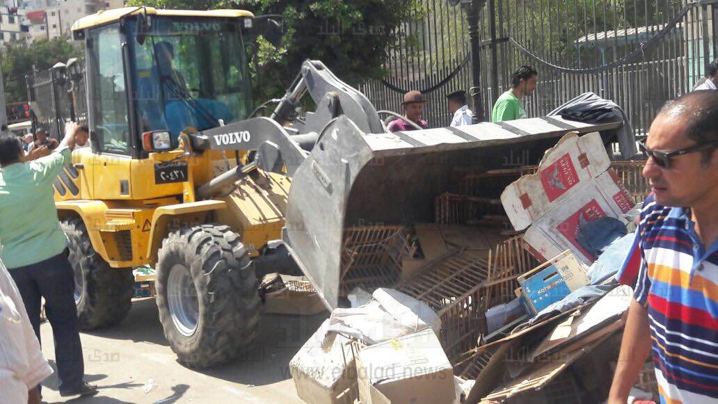 .حملات مكثفة لرفع الإشغالات بمحطة مصر وسط الإسكندرية .حملات مكثفة لرفع الإشغالات بمحطة مصر وسط الإسكندرية