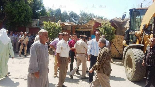 مدير أمن بني سويف يقود حملة إزالة إشغالات بمدينة «ببا»