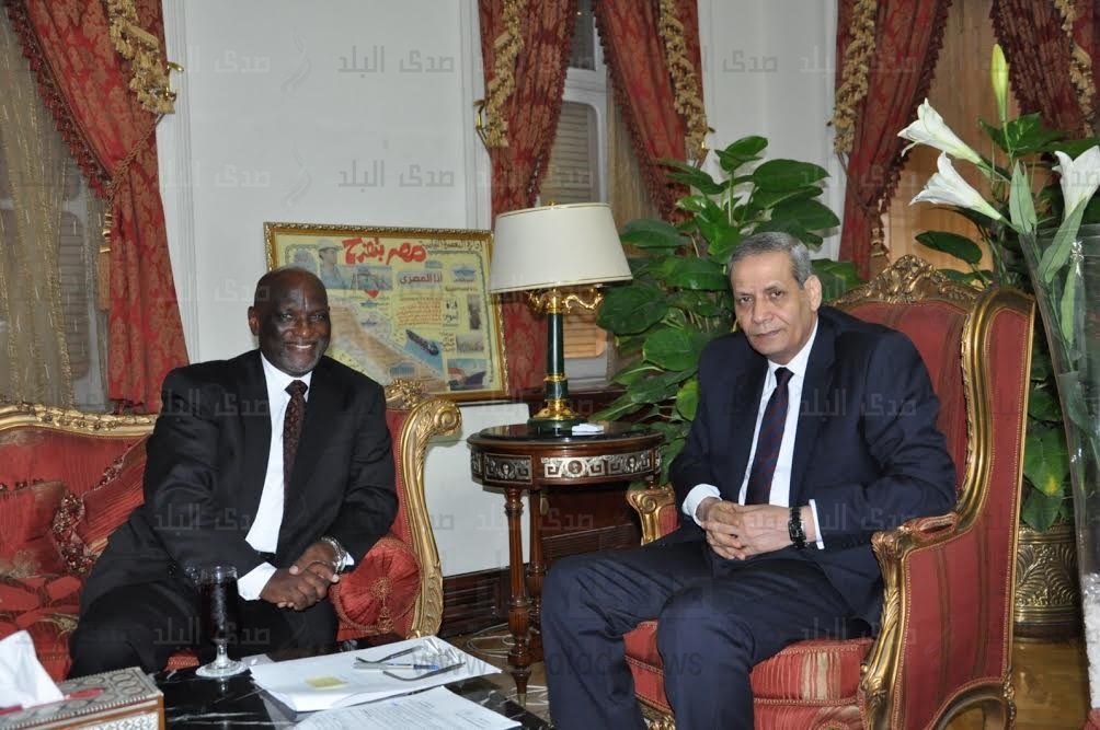 جانب من اللقاء جانب من اللقاء