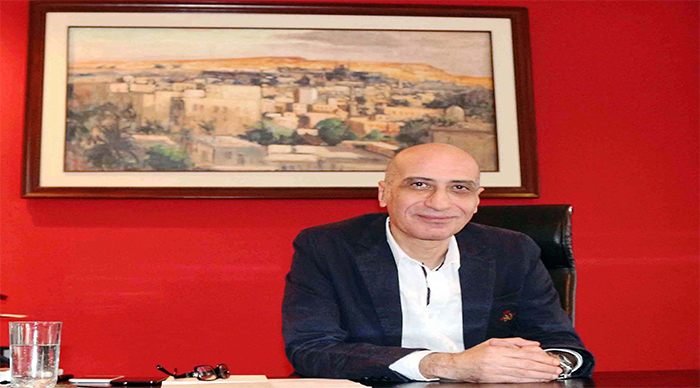 الدكتور خالد سرور رئيس قطاع الفنون التشكيلية الدكتور خالد سرور رئيس قطاع الفنون التشكيلية