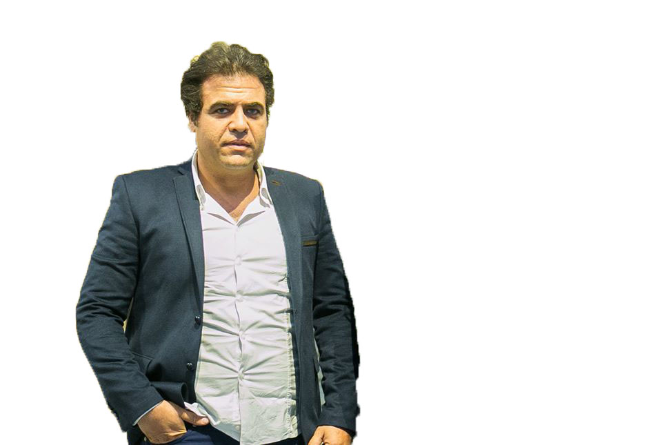 الفنان التشكيلى والنحات عصام درويش 