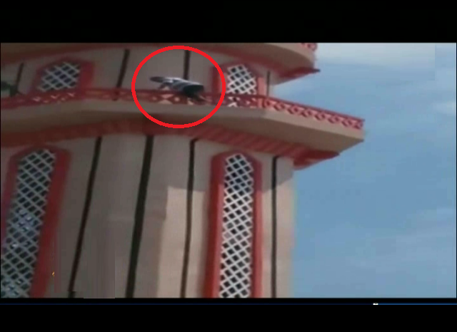 مواطن يحاول الانتحار